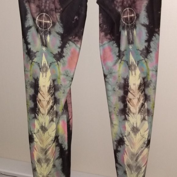 Teeki Eagle Feather Pink Hot Pant Leggings Size M - Picture 12 of 16